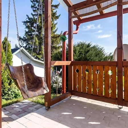 Сasa de vacaciones Balaton View From Almadi With Terrace & Garden - Happy *